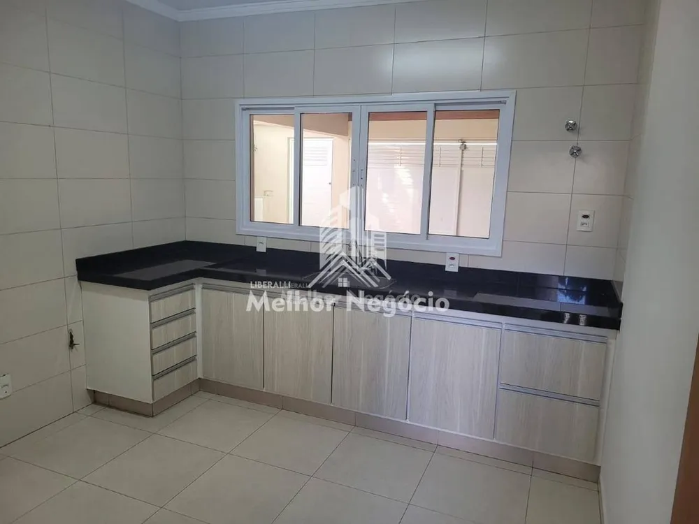 Casa, 3 quartos, 205 m² - Foto 1