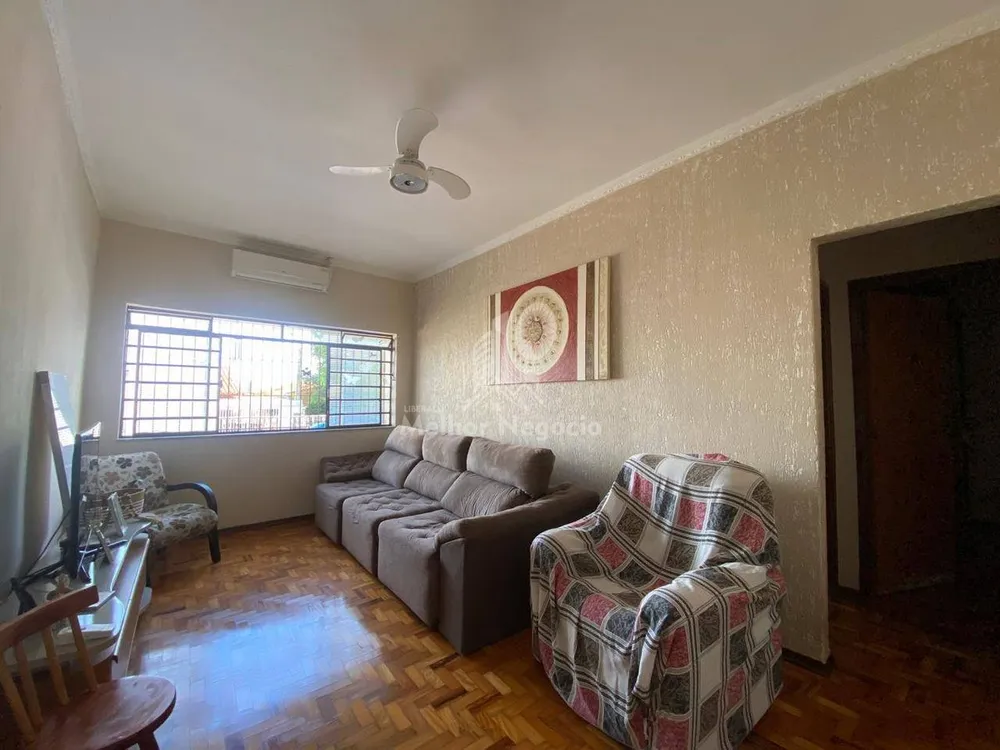 Casa, 3 quartos, 159 m² - Foto 1