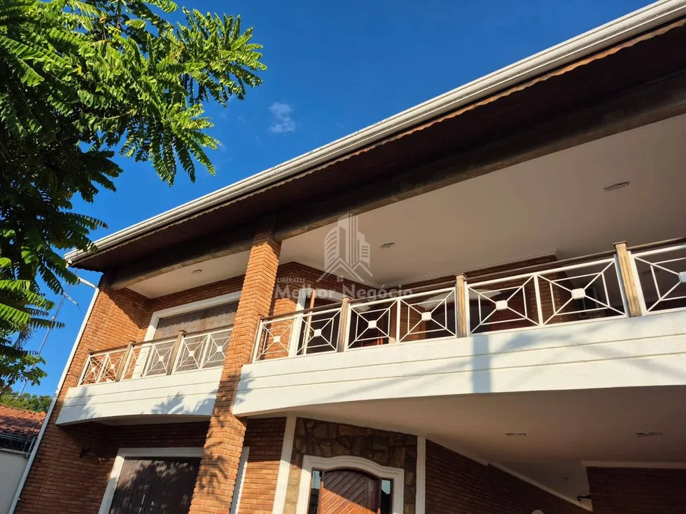 Casa, 4 quartos, 270 m² - Foto 1