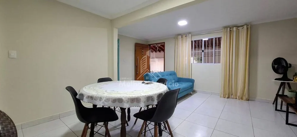 Casa, 4 quartos, 250 m² - Foto 2