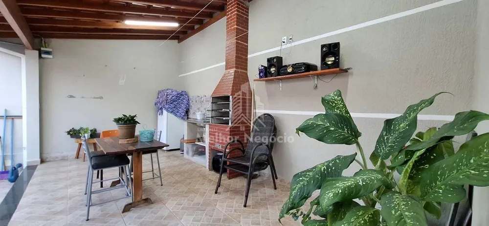 Casa, 4 quartos, 250 m² - Foto 8