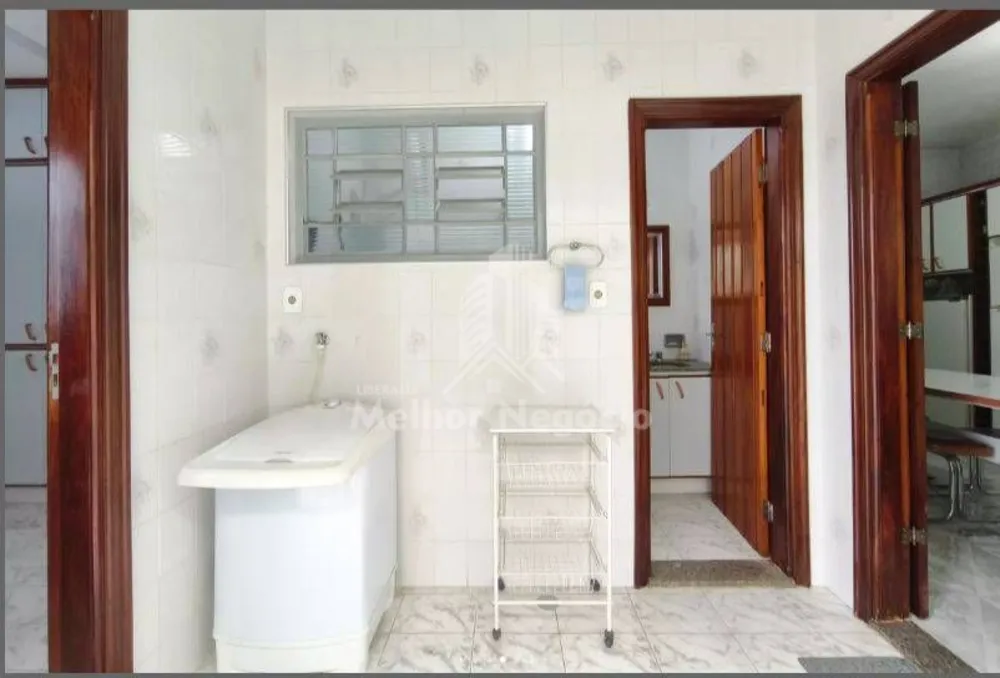 Casa, 3 quartos, 231 m² - Foto 1