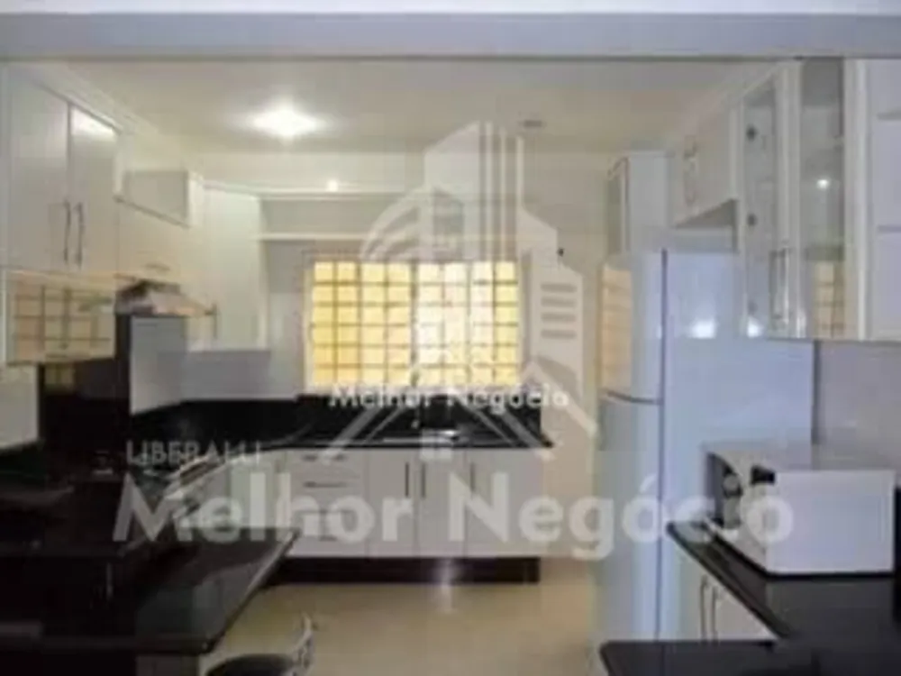 Casa, 3 quartos, 215 m² - Foto 2