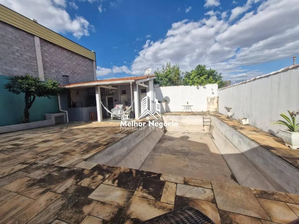 Casa, 3 quartos, 200 m² - Foto 1
