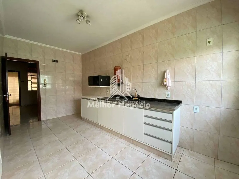 Casa, 3 quartos, 220 m² - Foto 2