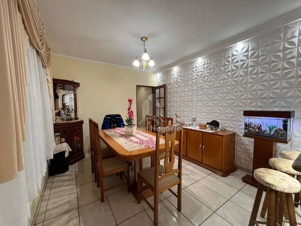 Casa, 3 quartos, 220 m² - Foto 1