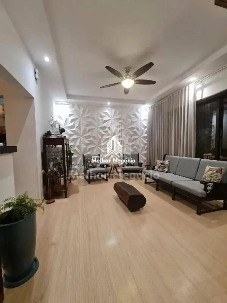 Casa, 3 quartos, 163 m² - Foto 1