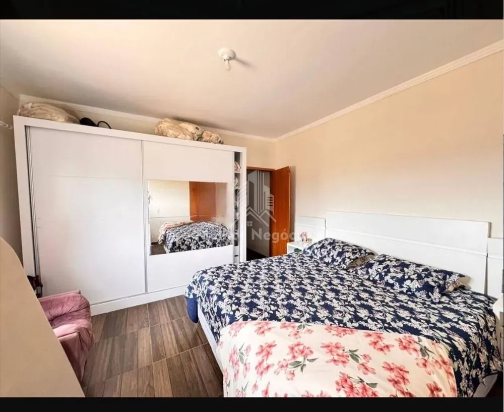 Casa, 4 quartos, 180 m² - Foto 1