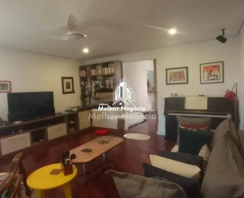 Casa, 3 quartos, 230 m² - Foto 1