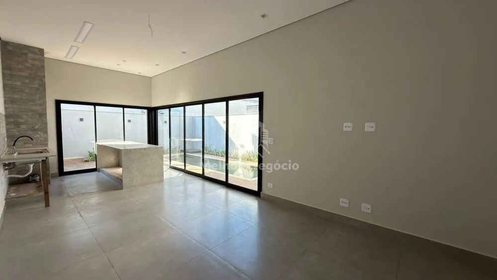 Casa, 3 quartos, 131 m² - Foto 2