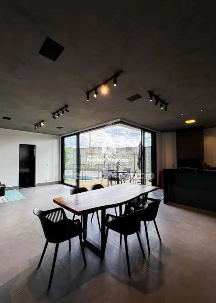 Casa, 3 quartos, 229 m² - Foto 3