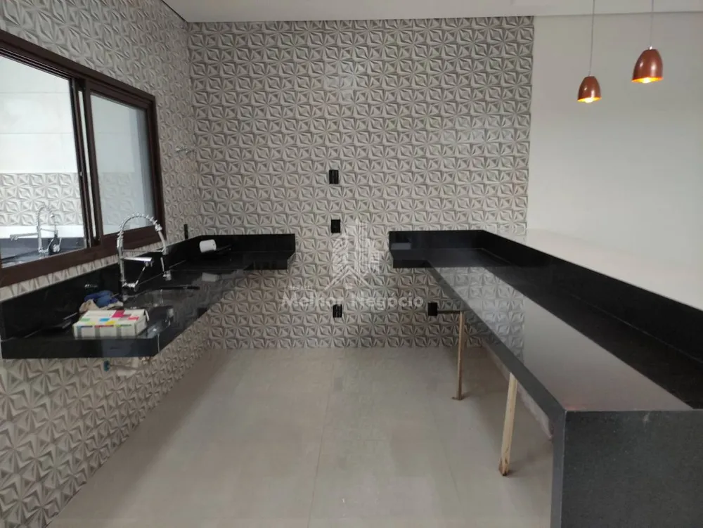 Casa, 3 quartos, 200 m² - Foto 4