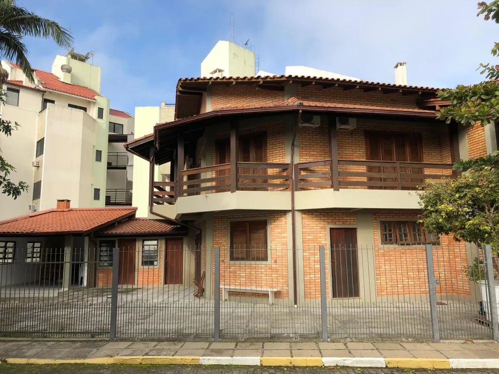 Casa, 4 quartos - Foto 1