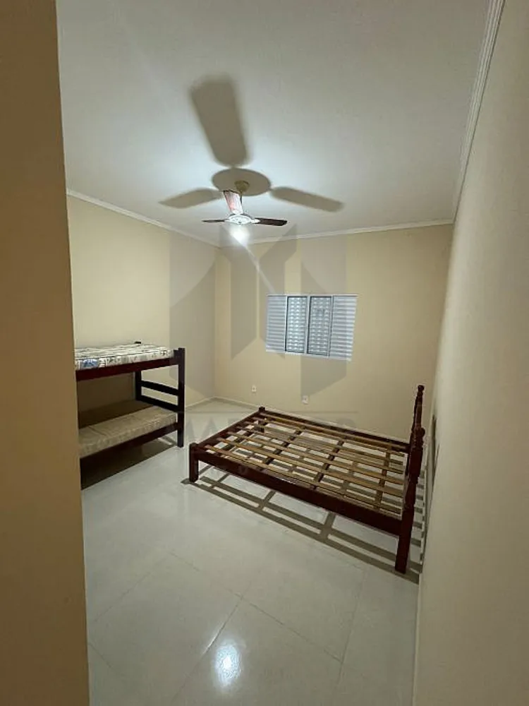 Chácara, 4 quartos, 870 m² - Foto 1