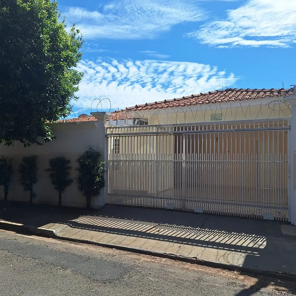 Casa, 2 quartos, 300 m² - Foto 2