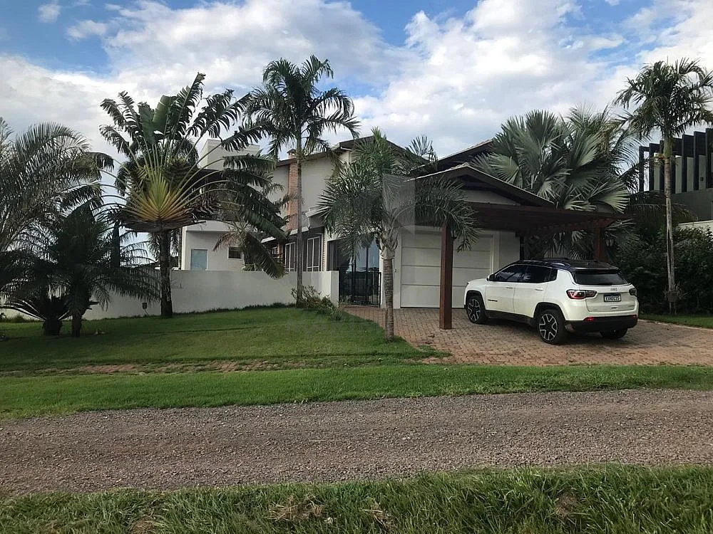 Casa, 3 quartos, 562 m² - Foto 1