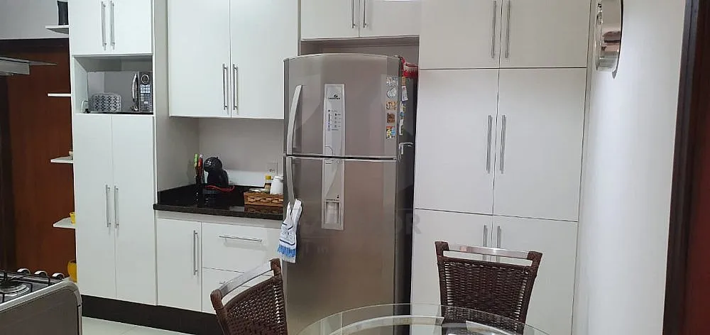 Casa, 3 quartos, 300 m² - Foto 2
