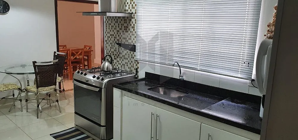 Casa, 3 quartos, 300 m² - Foto 4