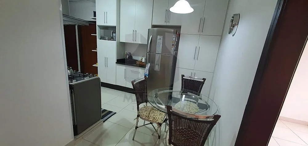 Casa, 3 quartos, 300 m² - Foto 6