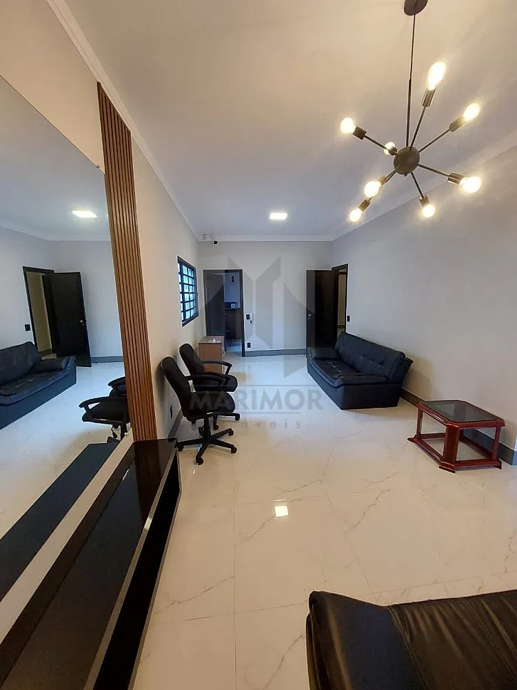 Casa, 3 quartos, 286 m² - Foto 4