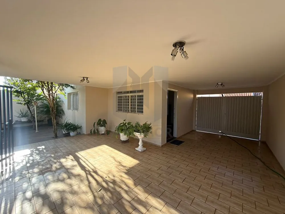 Casa, 3 quartos, 250 m² - Foto 2