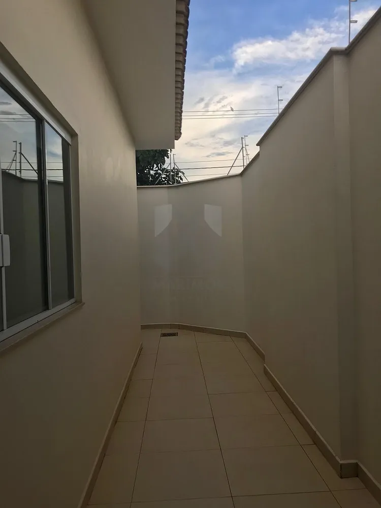 Casa, 3 quartos, 250 m² - Foto 12