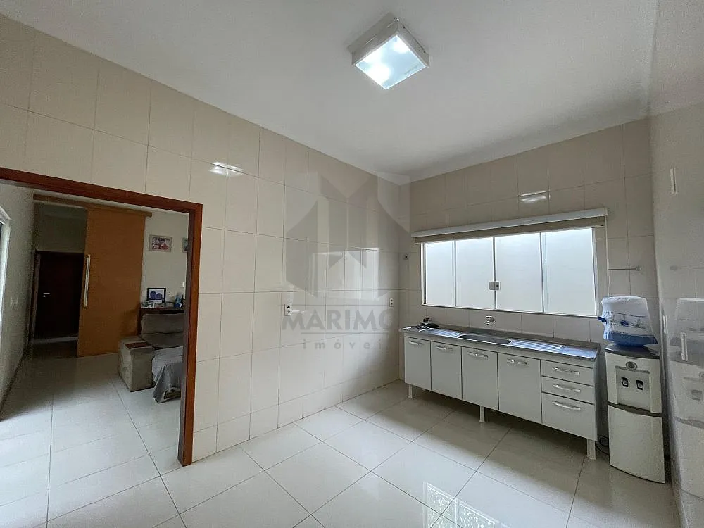 Casa, 3 quartos, 250 m² - Foto 13