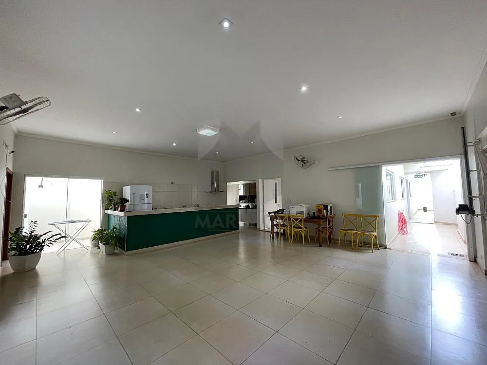 Casa, 3 quartos, 250 m² - Foto 4