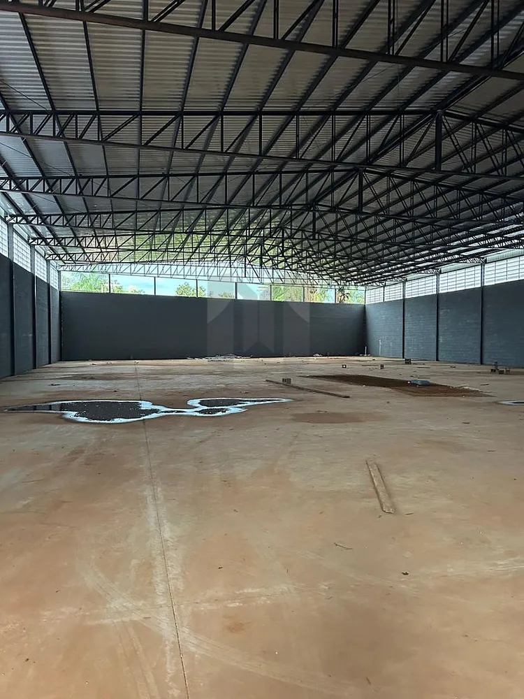 Loja-Salão, 1500 m² - Foto 1