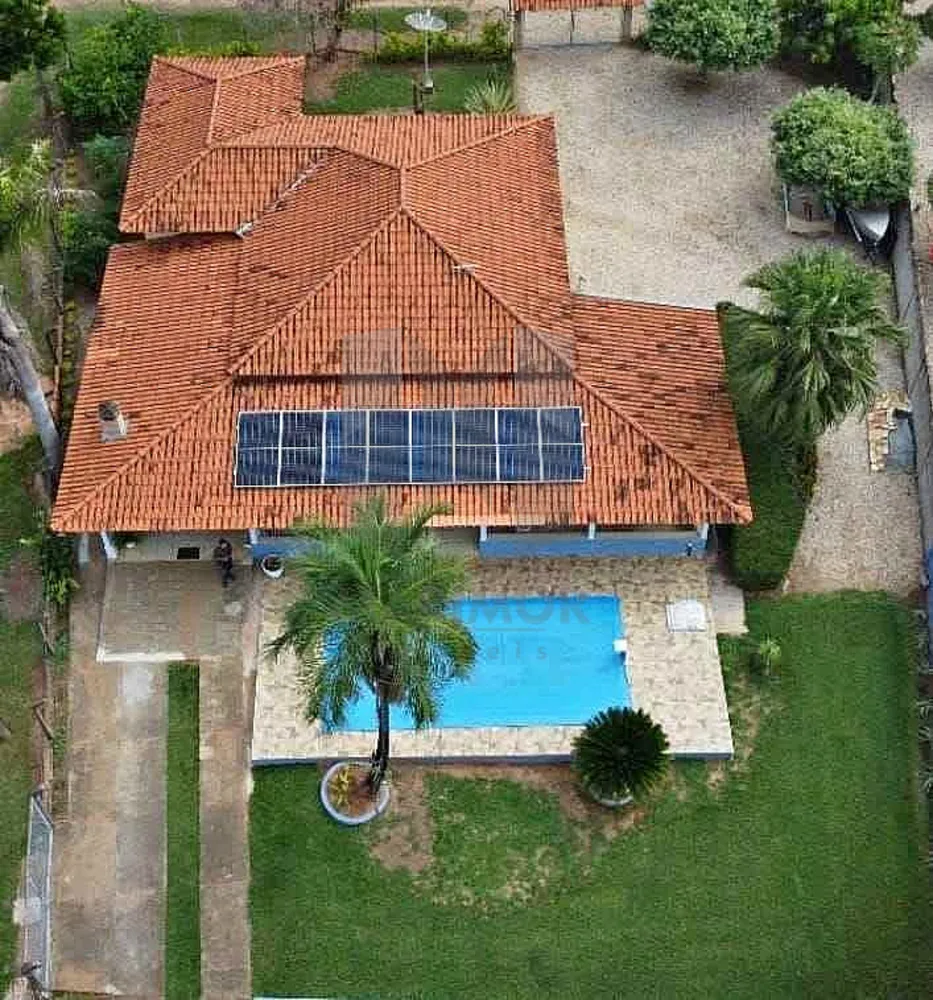Chácara, 3 quartos, 1600 m² - Foto 1