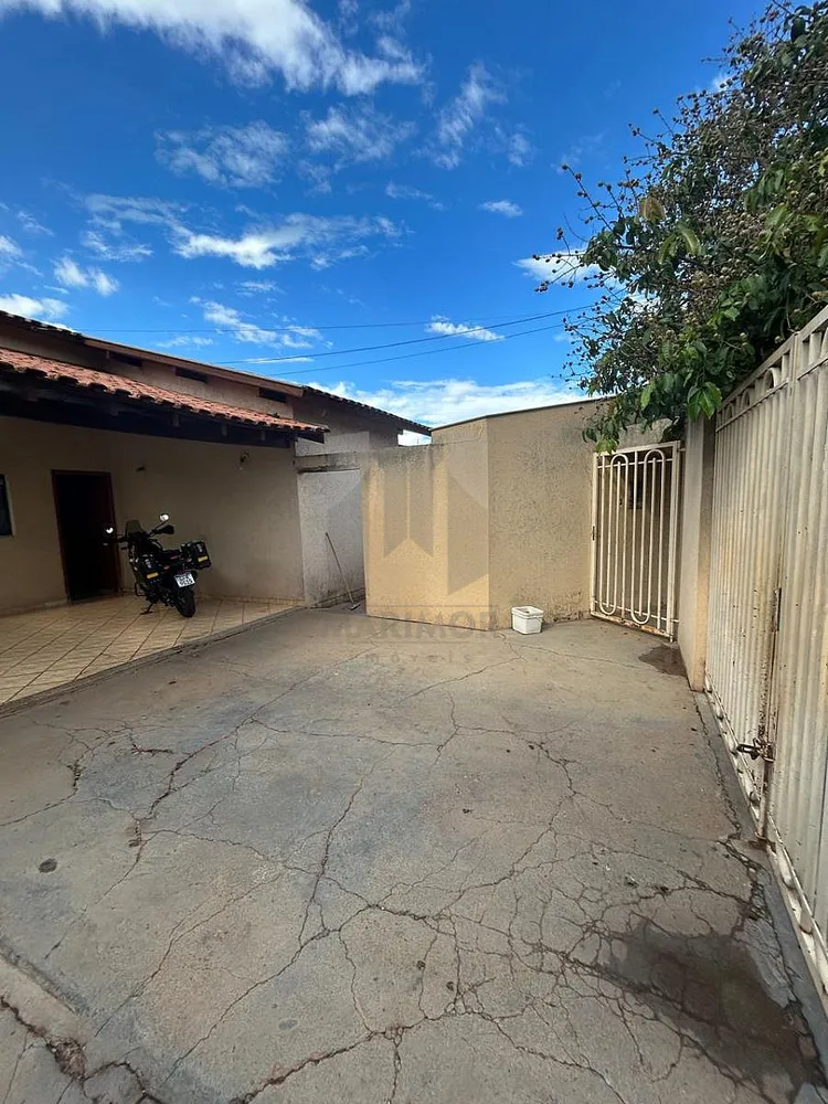 Casa, 3 quartos, 330 m² - Foto 1
