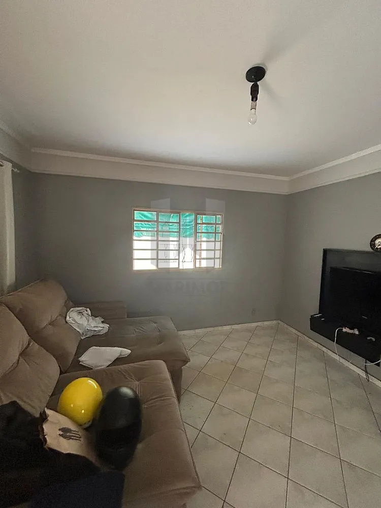 Casa, 3 quartos, 330 m² - Foto 3