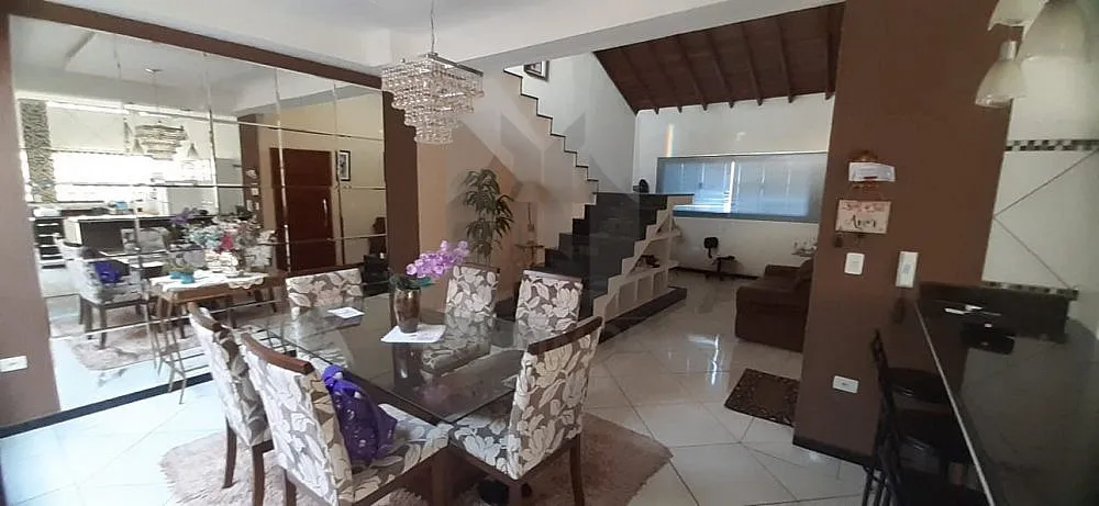 Casa, 4 quartos, 250 m² - Foto 6