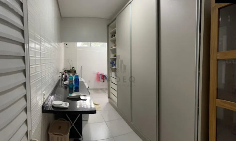 Casa, 1 quarto, 327 m² - Foto 2