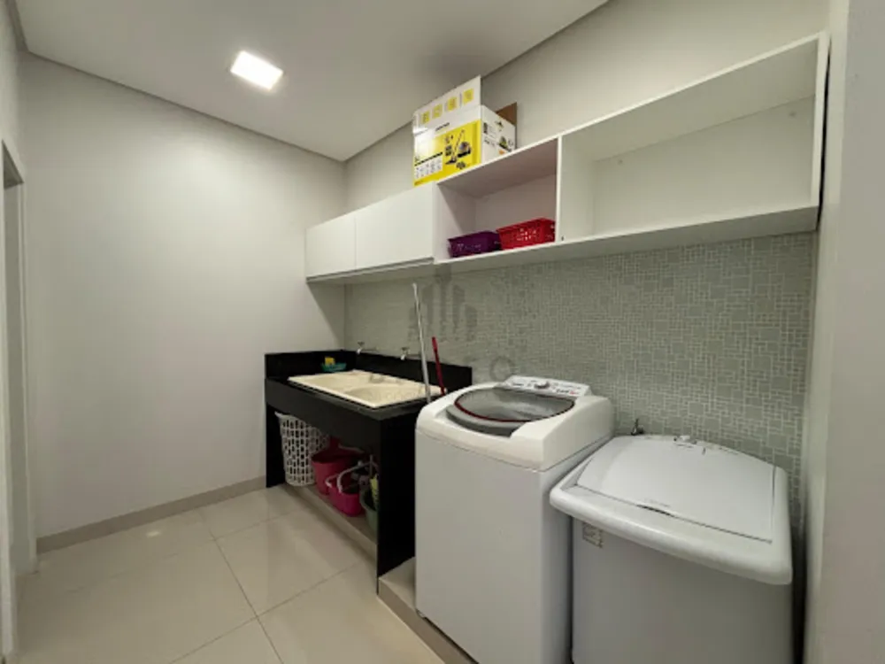 Sobrado, 1 quarto, 233 m² - Foto 2