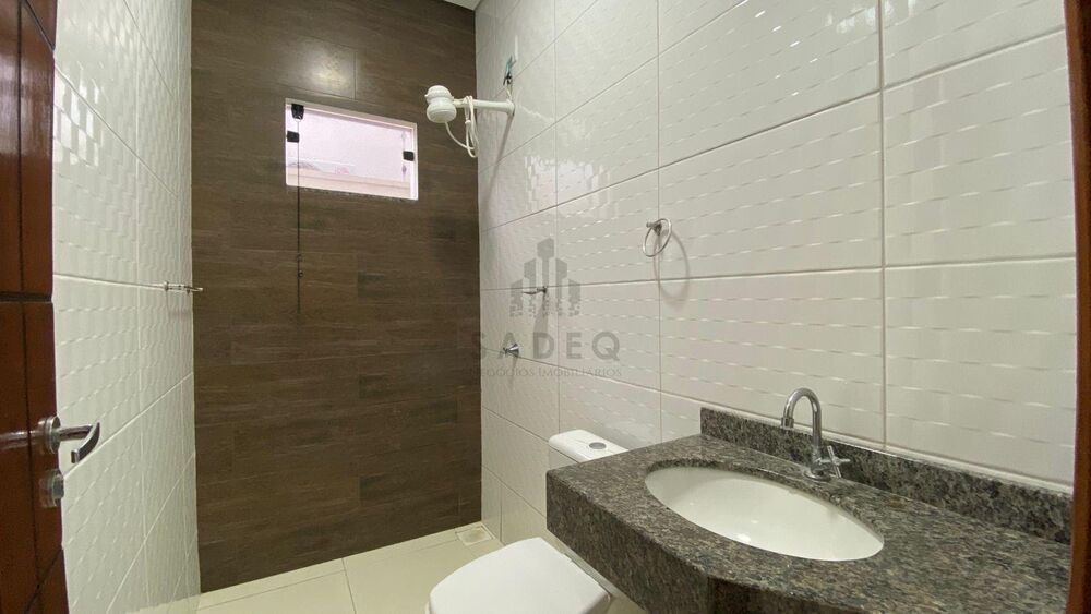 Casa à venda e aluguel com 2 quartos, 72m² - Foto 4