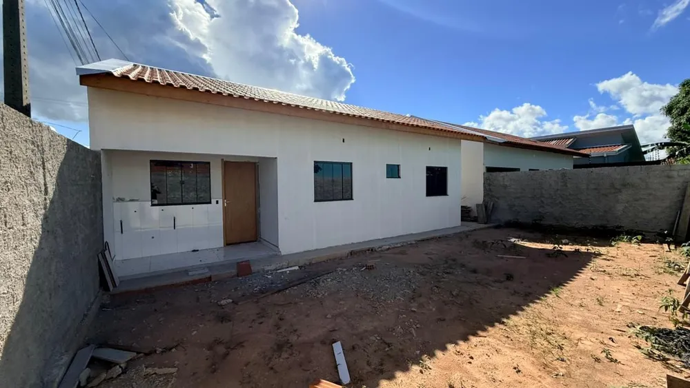 Casa, 3 quartos, 204 m² - Foto 1