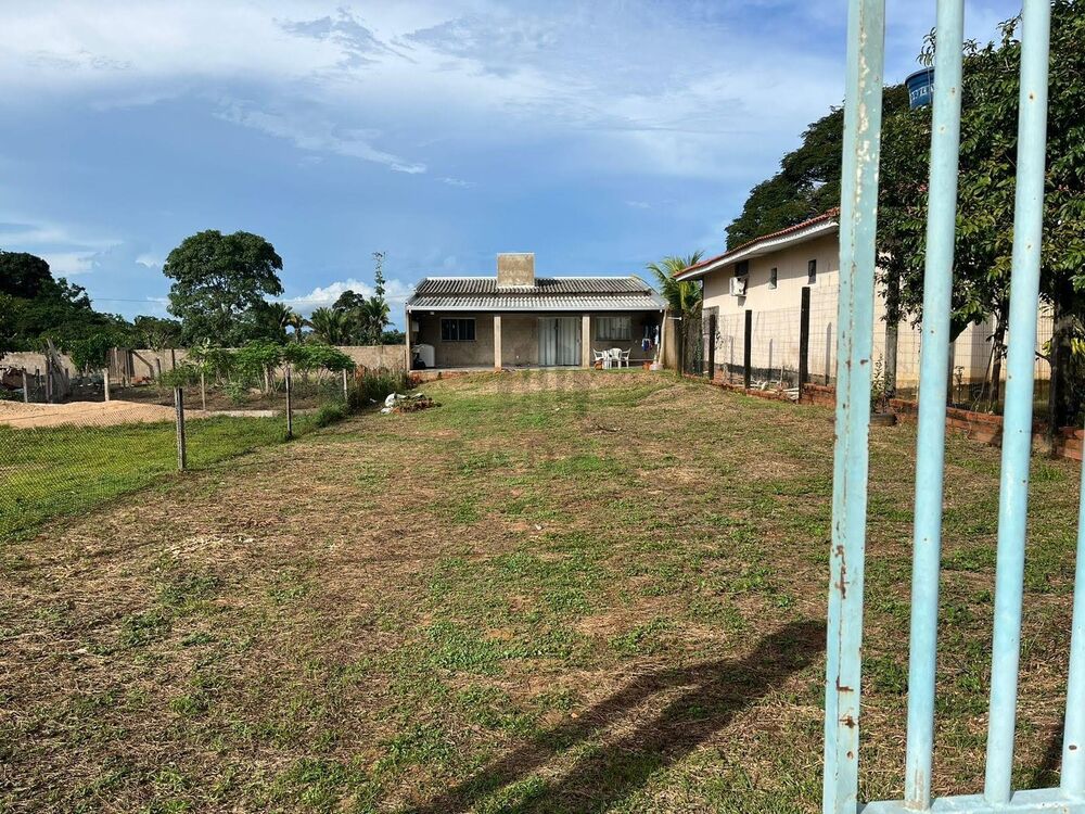 Chácara à venda com 2 quartos, 450m² - Foto 1
