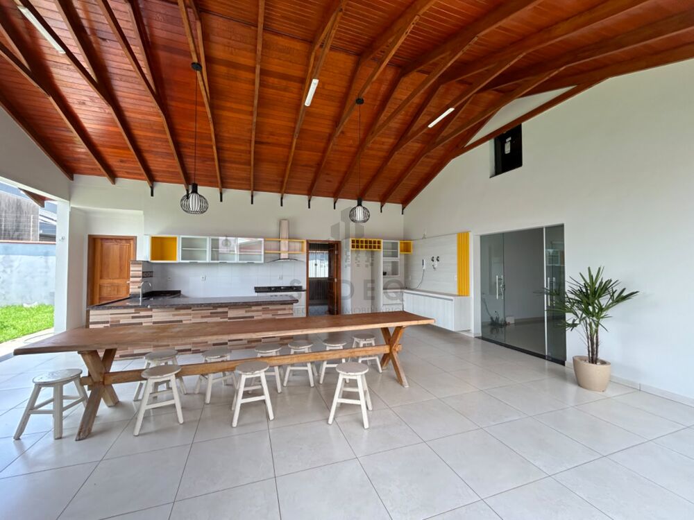 Casa à venda com 2 quartos, 260m² - Foto 7