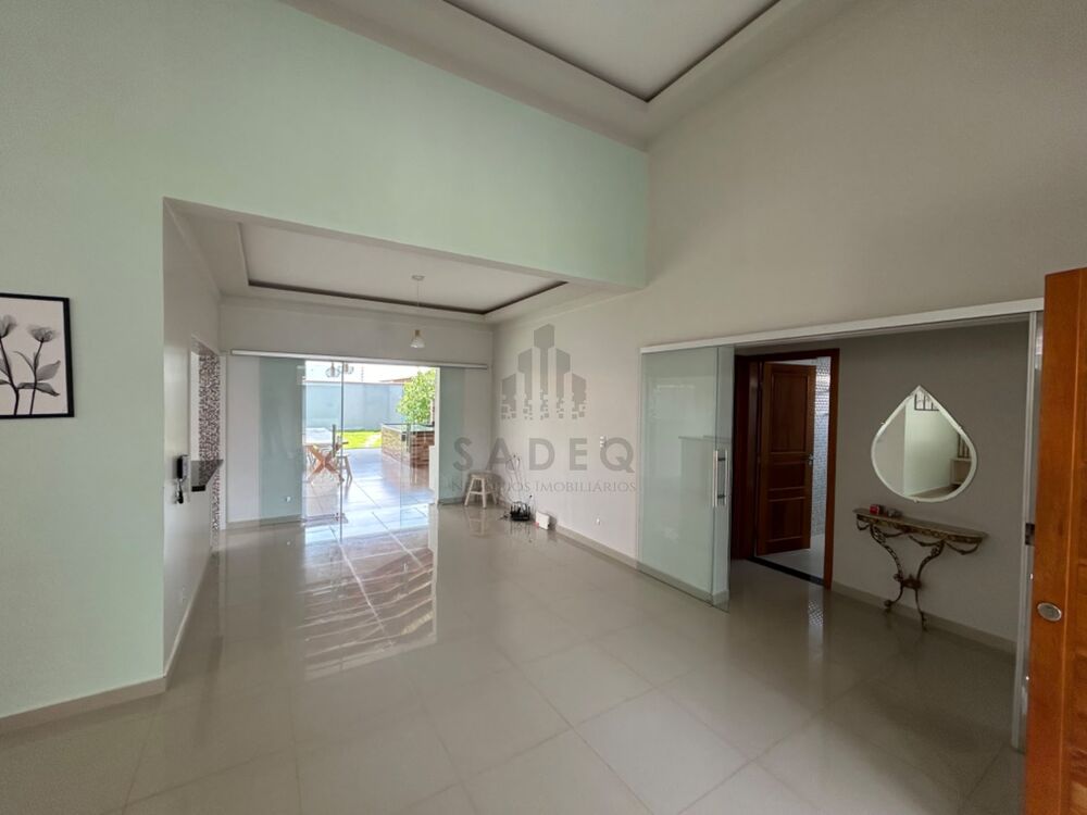 Casa à venda com 2 quartos, 260m² - Foto 9