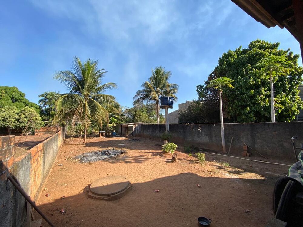 Terreno à venda com 2 quartos, 634m² - Foto 4