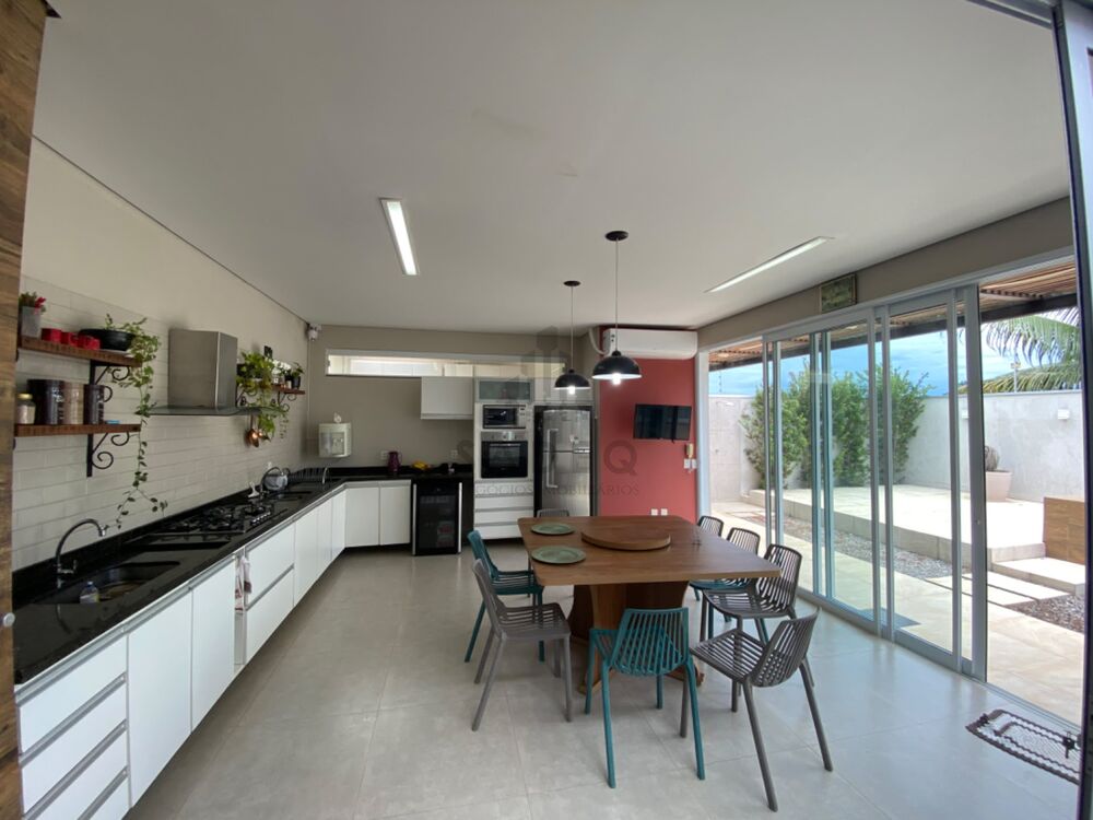 Casa à venda com 2 quartos, 181m² - Foto 7