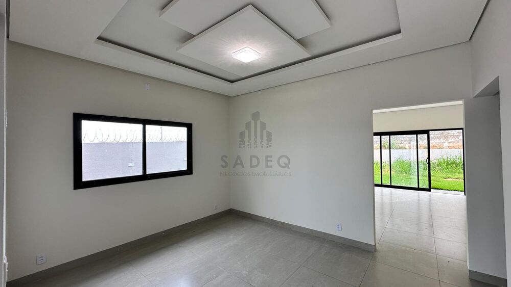 Casa à venda com 2 quartos, 139m² - Foto 4