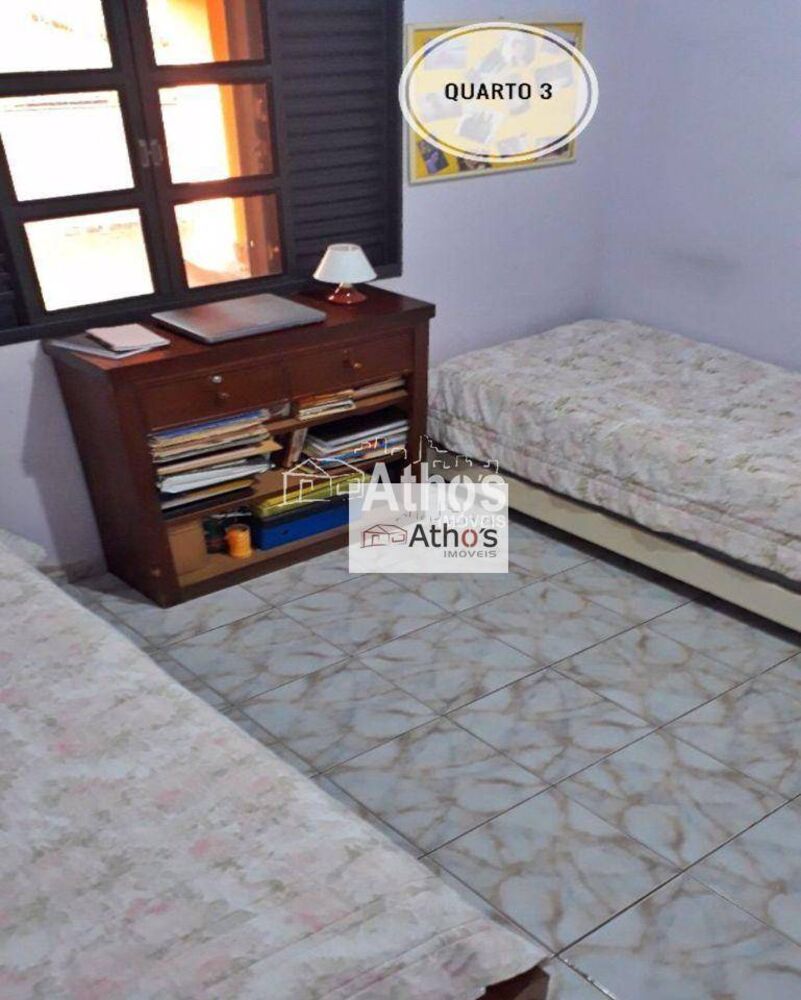 Casa de Condomínio à venda com 4 quartos, 200m² - Foto 1