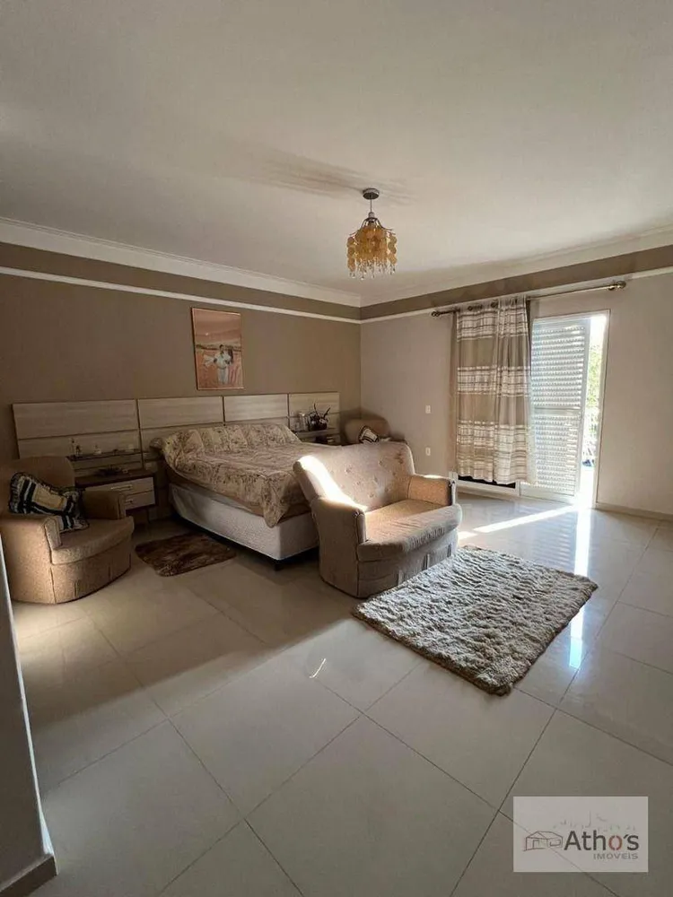 Sobrado, 3 quartos, 240 m² - Foto 2