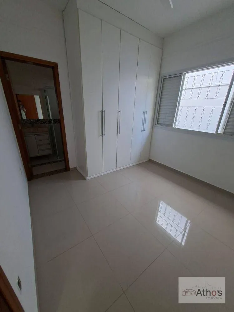 Casa, 4 quartos, 250 m² - Foto 9