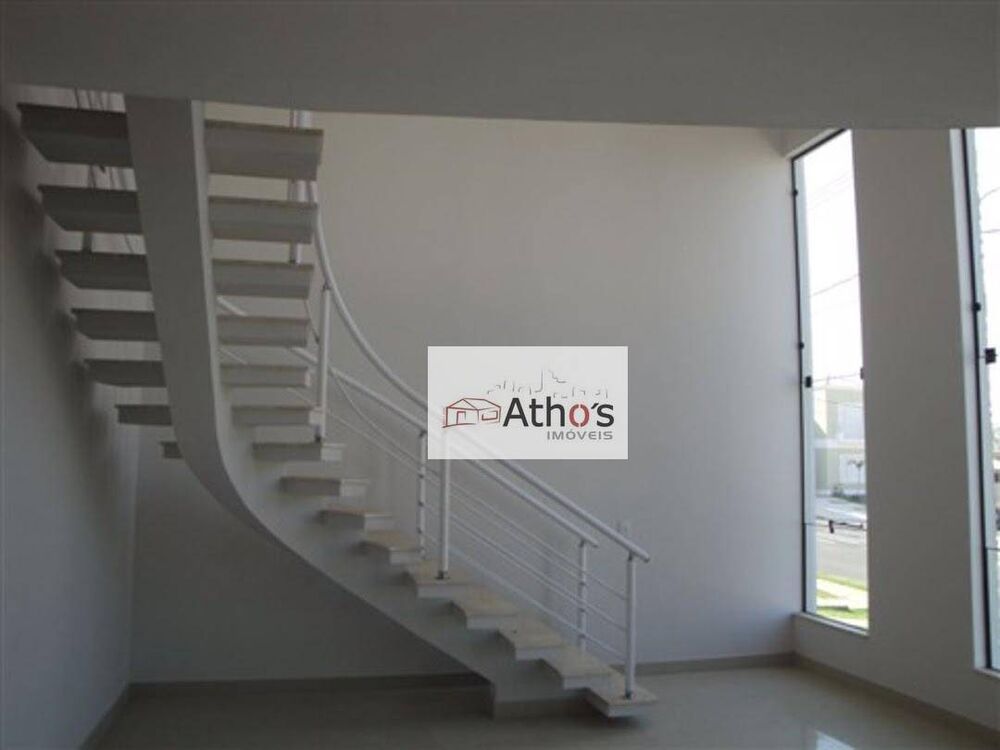Sobrado à venda com 4 quartos, 320m² - Foto 3