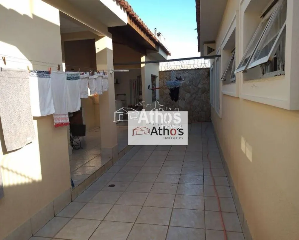 Casa, 3 quartos, 250 m² - Foto 13