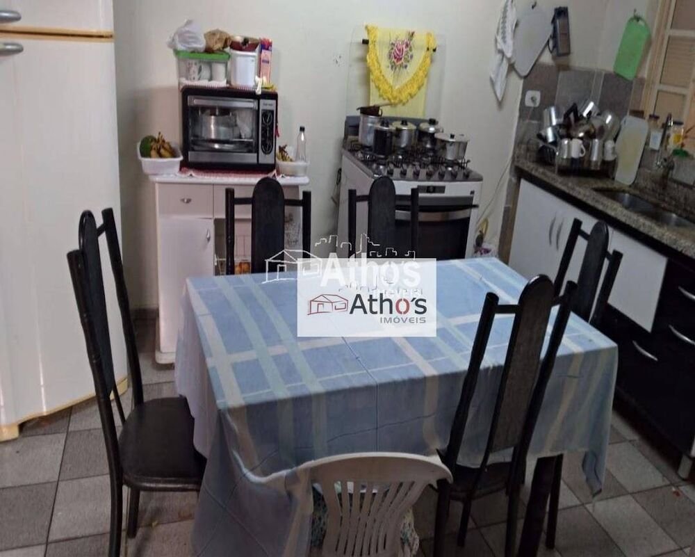 Casa, 4 quartos, 173 m² - Foto 1