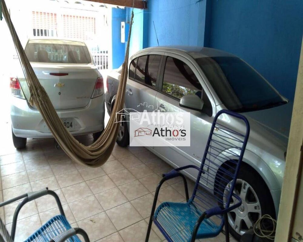 Casa à venda com 4 quartos, 173m² - Foto 3